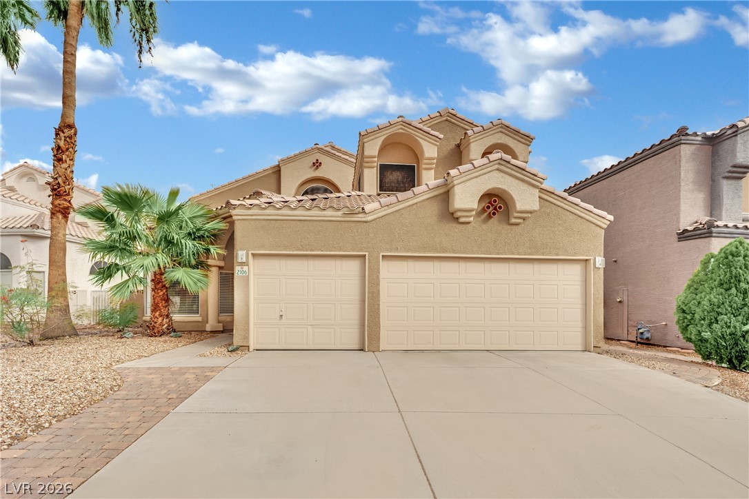 2106 Club Meadows Drive Property Photo 2