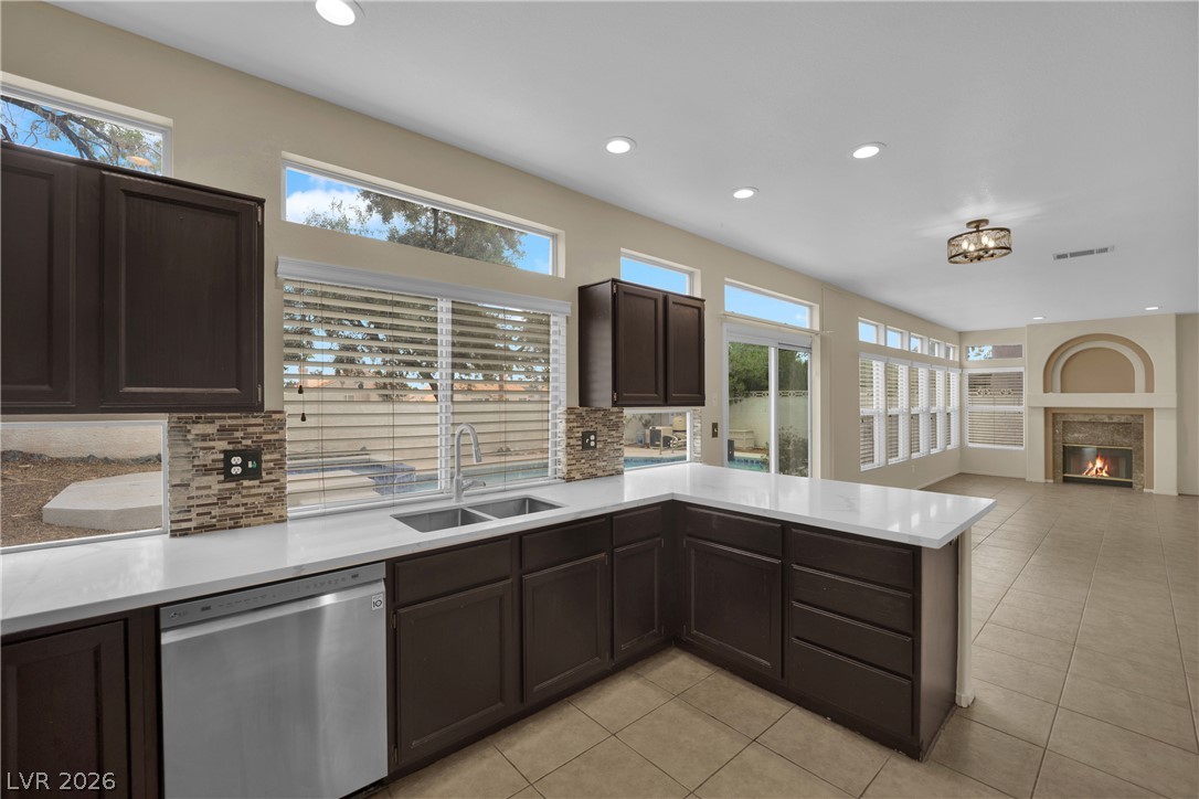 2106 Club Meadows Drive Property Photo 15