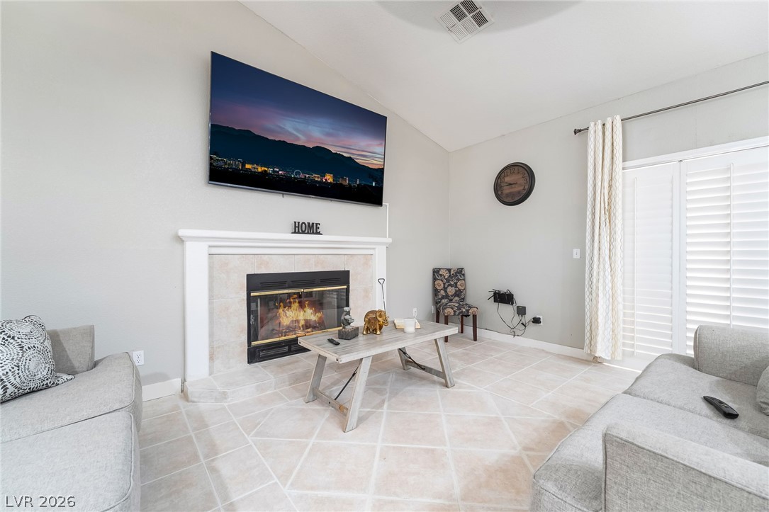 1741 West Calvada Boulevard Property Photo 17