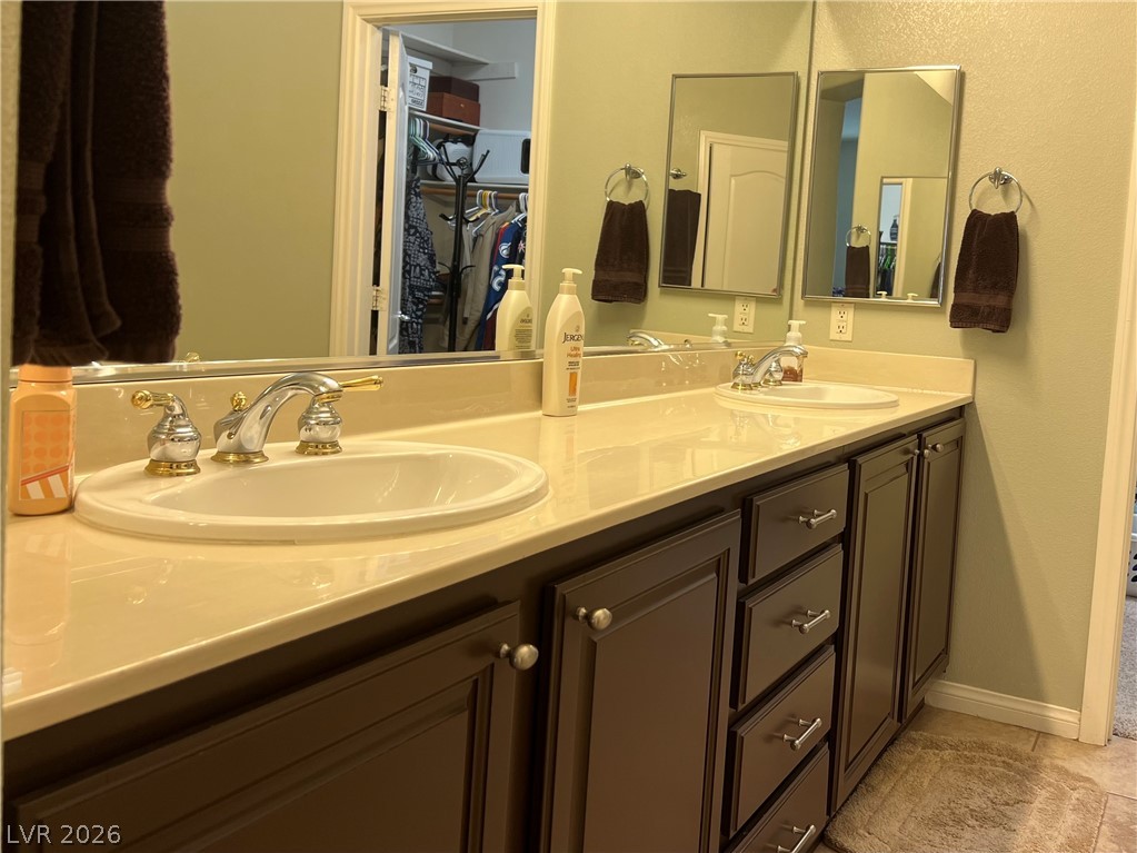 6359 Seton Hall Court Property Photo 9