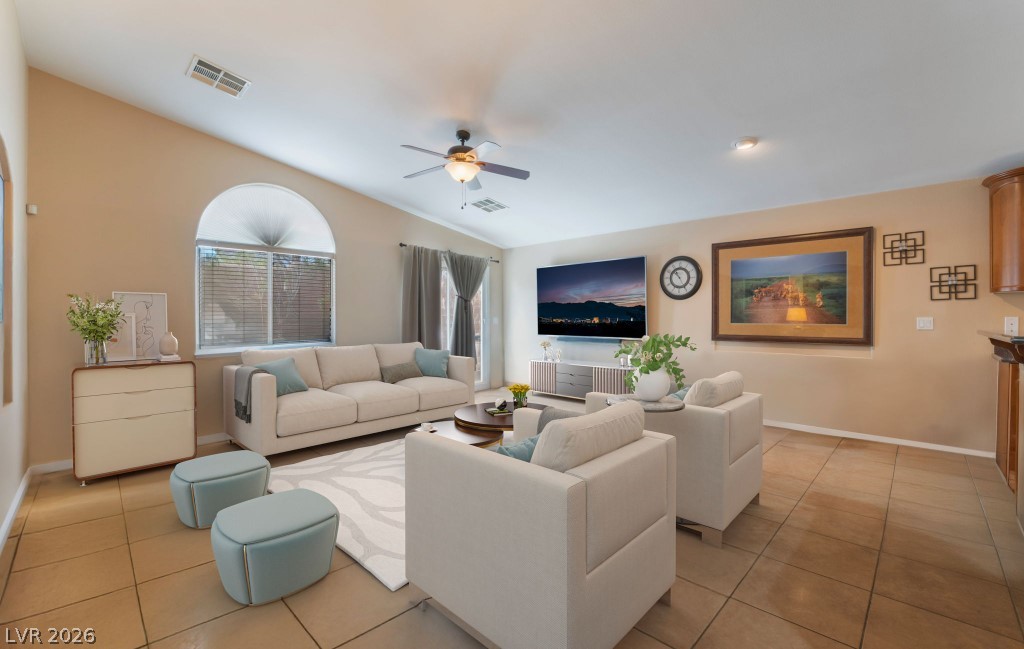 11261 Playa Caribe Avenue Property Photo 9