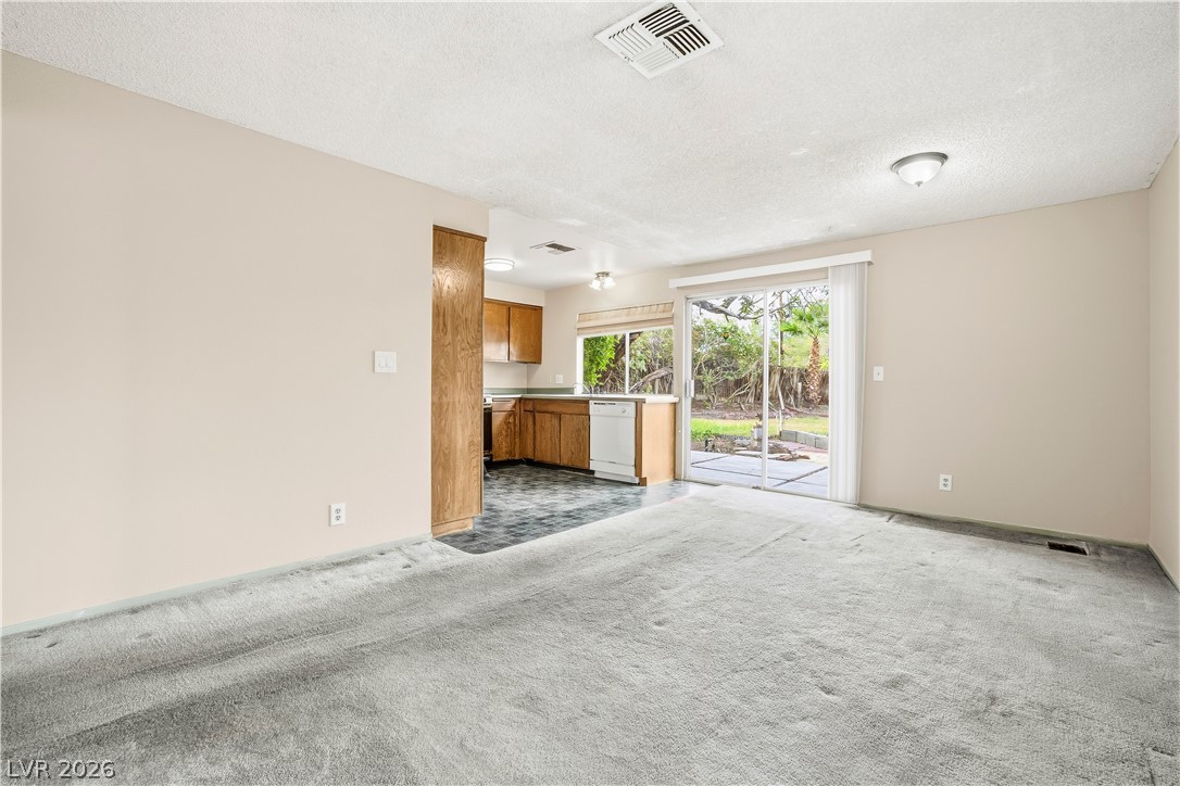 6270 Meadow Lark Lane Property Photo 8