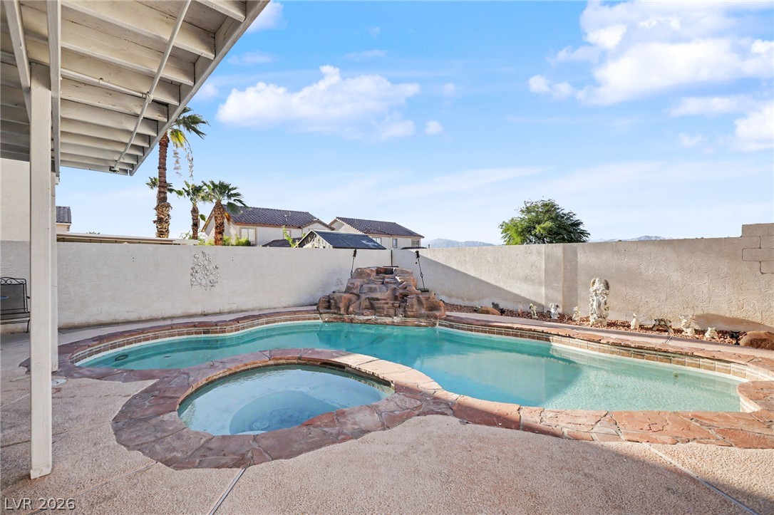 6574 Jordan River Drive Property Photo 32