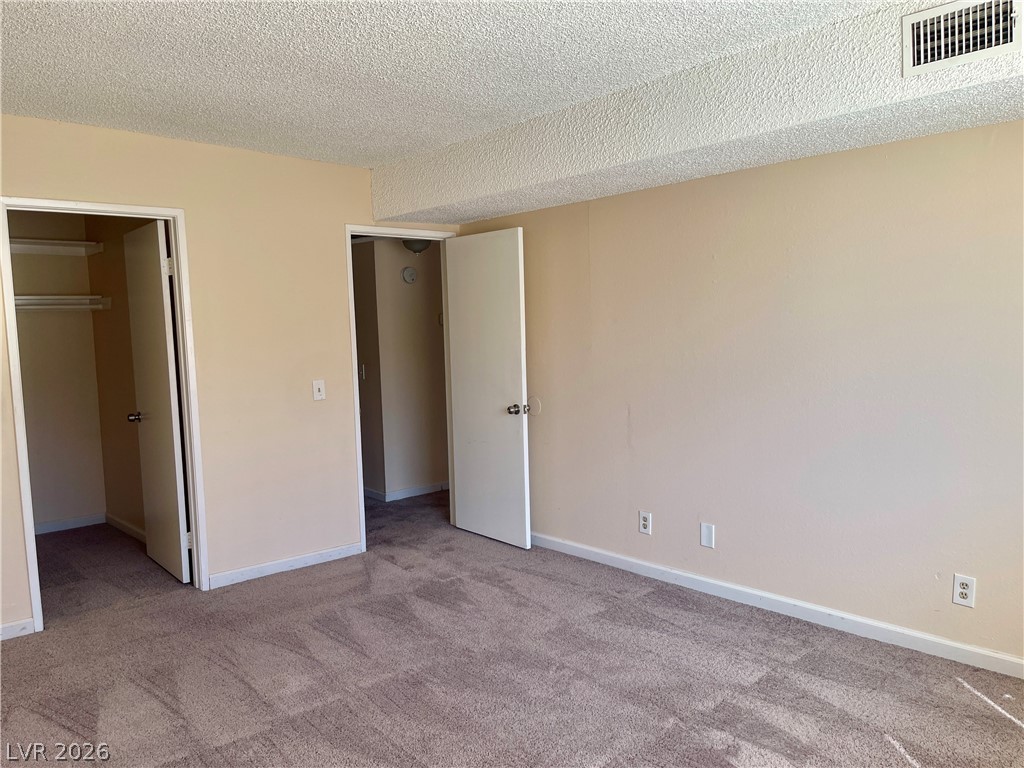 1405 Vegas Valley Drive 194 Property Photo 1