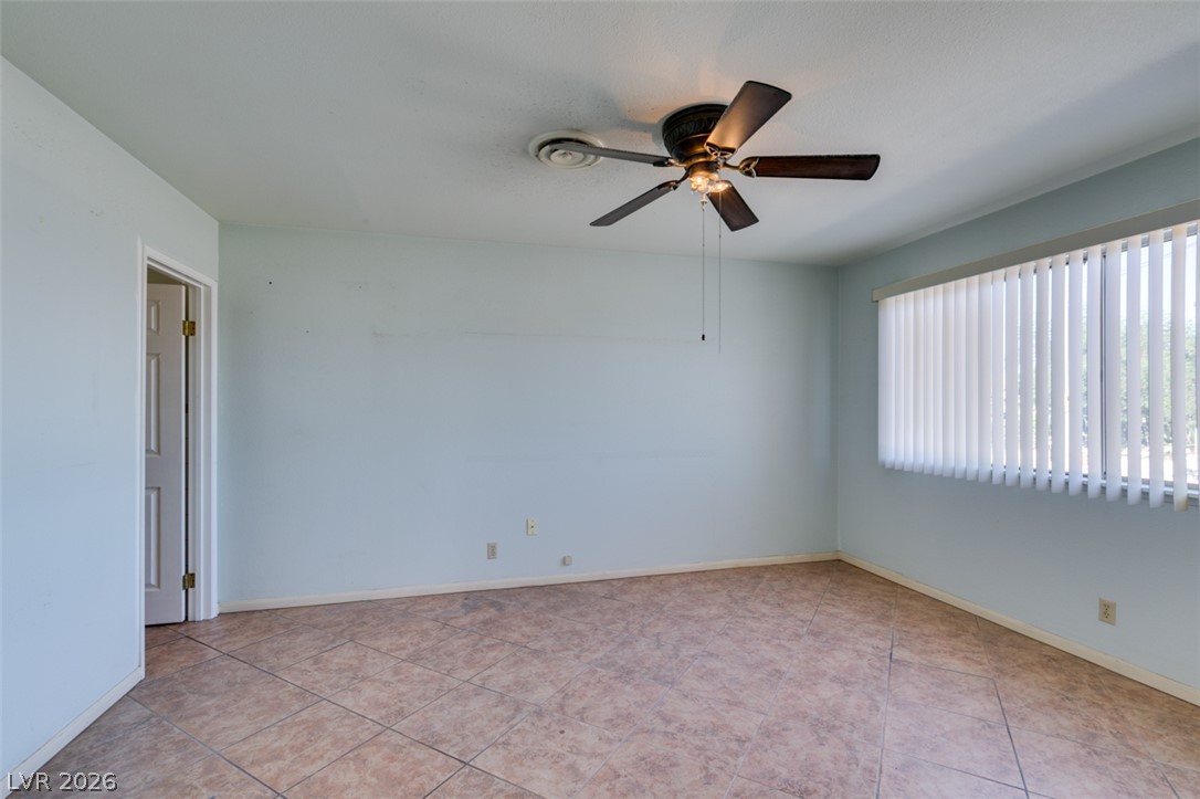 2117 Las Flores Street Property Photo 17