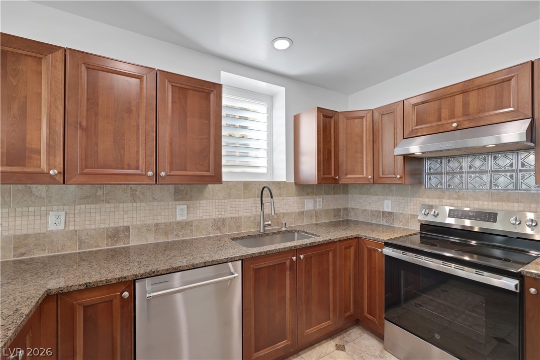 2405 West Serene Avenue 639 Property Photo 15