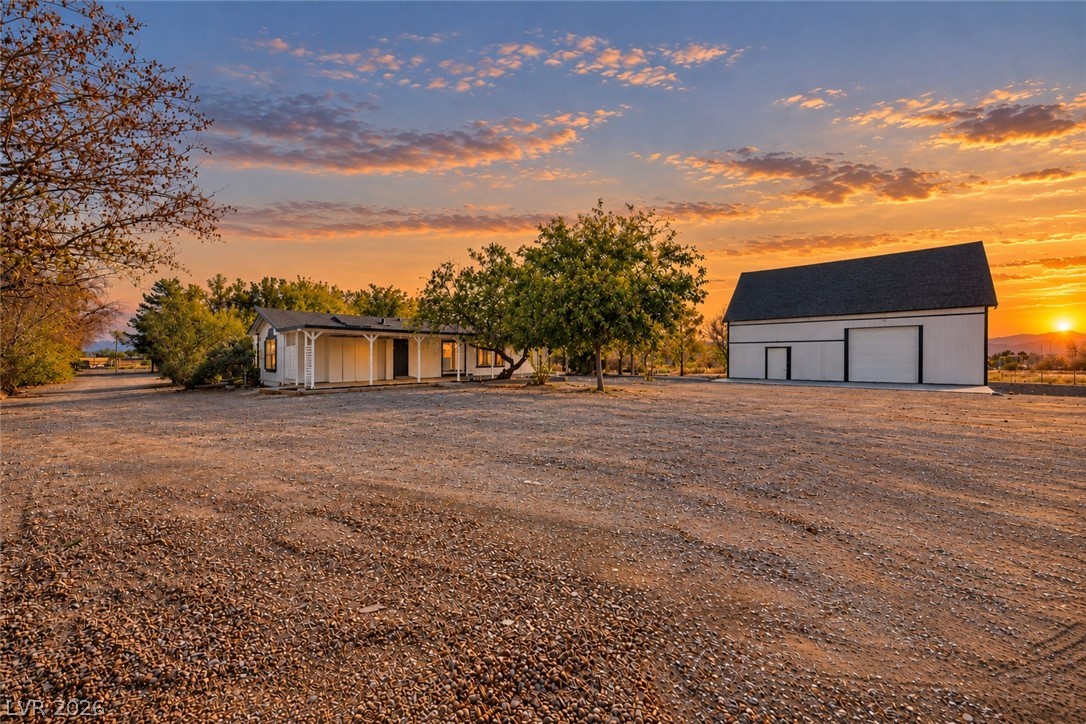 4800 Paiute Boulevard Property Photo 1