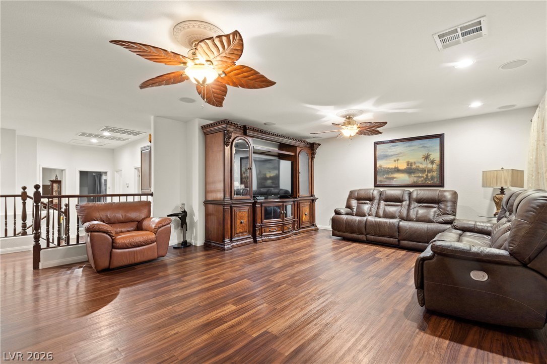 664 Pacific Star Court Property Photo 26