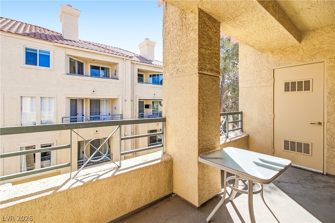 210 East Flamingo Road 330 Property Photo 16