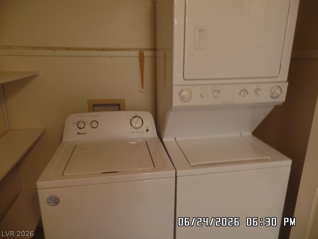 3550 Bay Sands Drive 2023 Property Photo 17