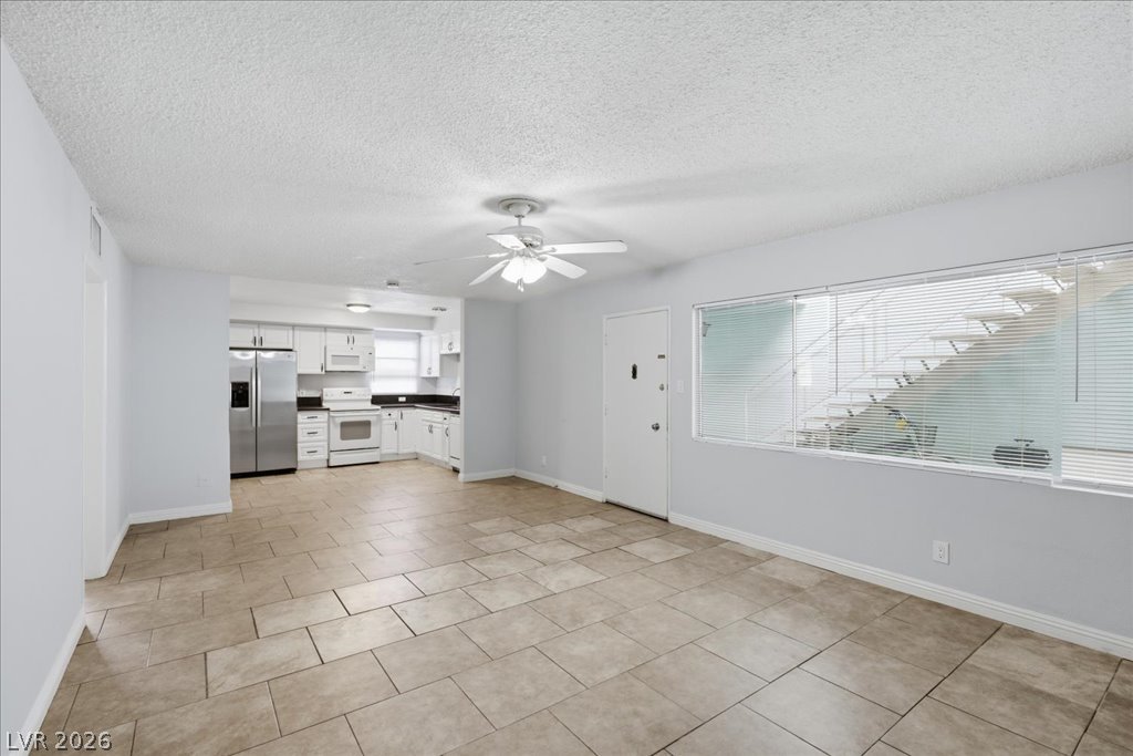 1700 Rexford 105 Property Photo 6