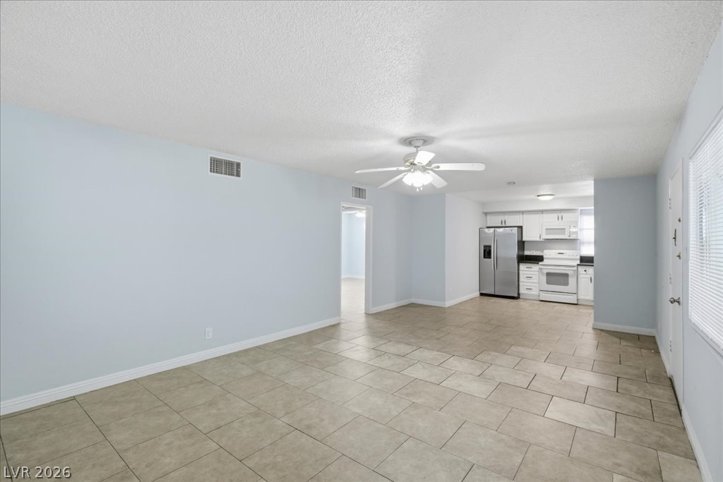 1700 Rexford 105 Property Photo 8