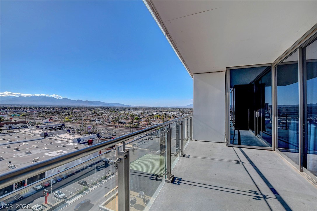 4381 West Flamingo Road 1121 Property Photo 24