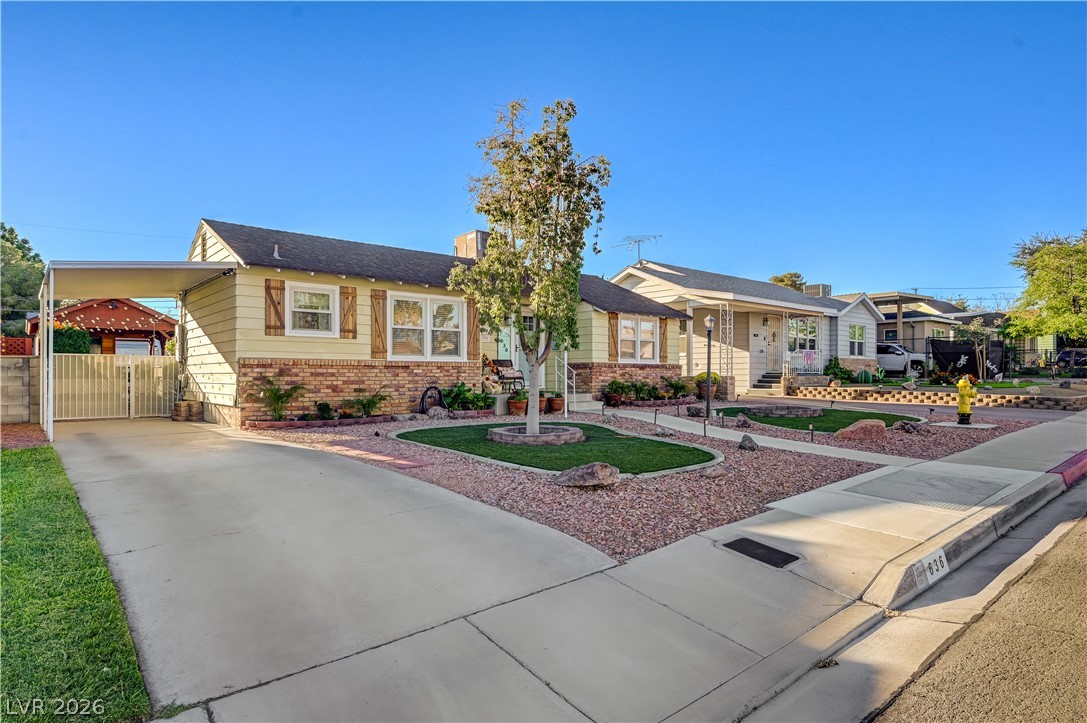 636 G Property Photo 2