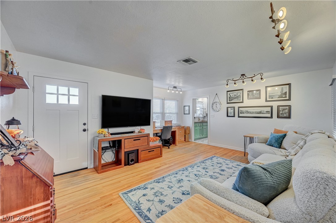 636 G Property Photo 5