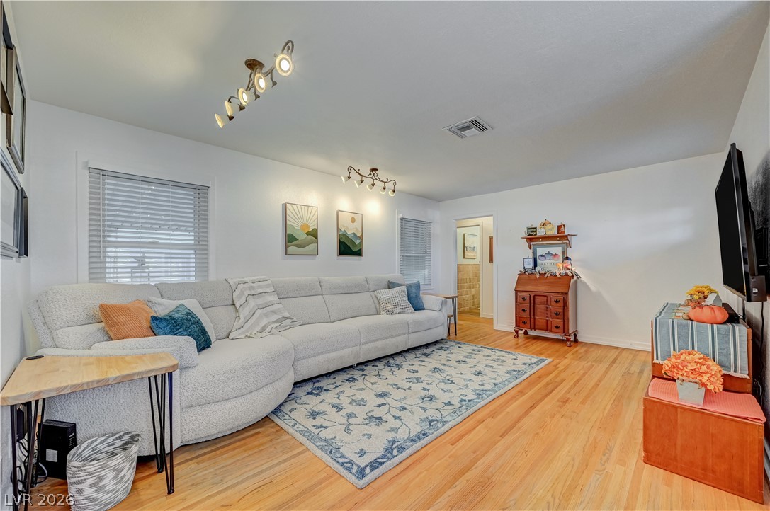 636 G Property Photo 6