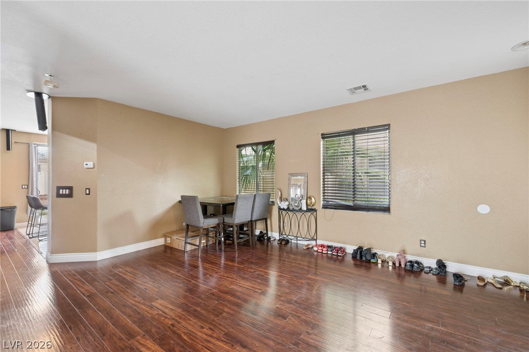 3648 Remington Grove Avenue Property Photo 8