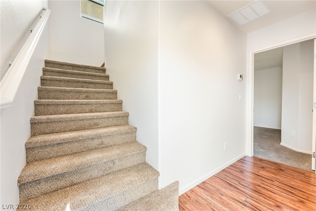 10544 Seasonable Drive Property Photo 6