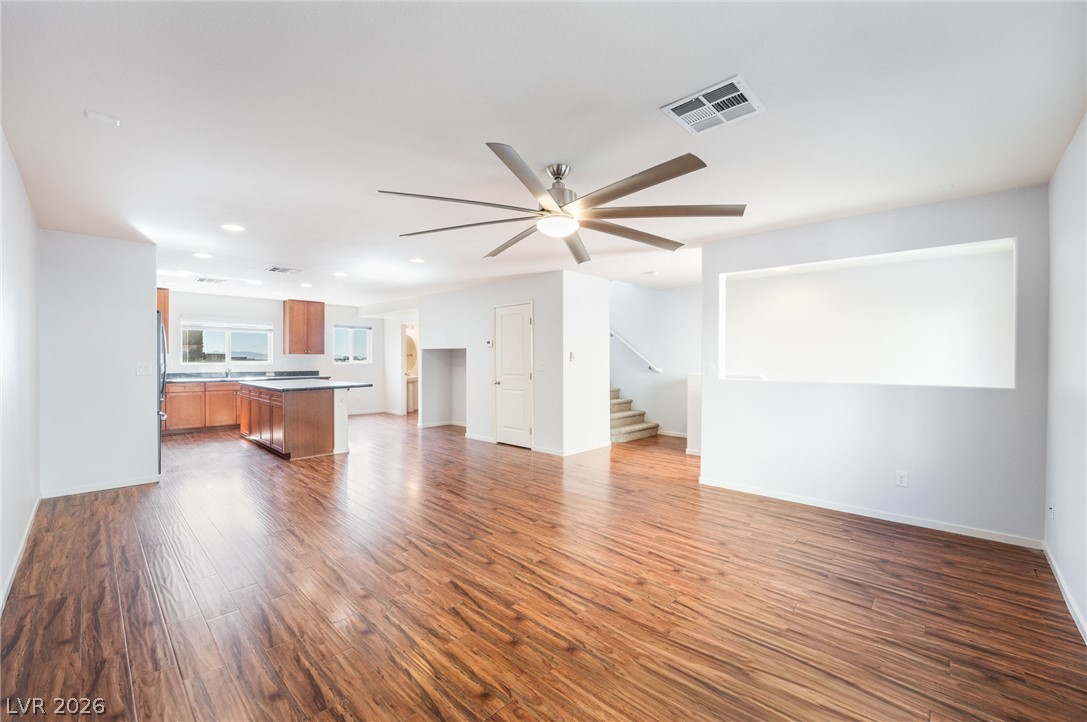 10544 Seasonable Drive Property Photo 17