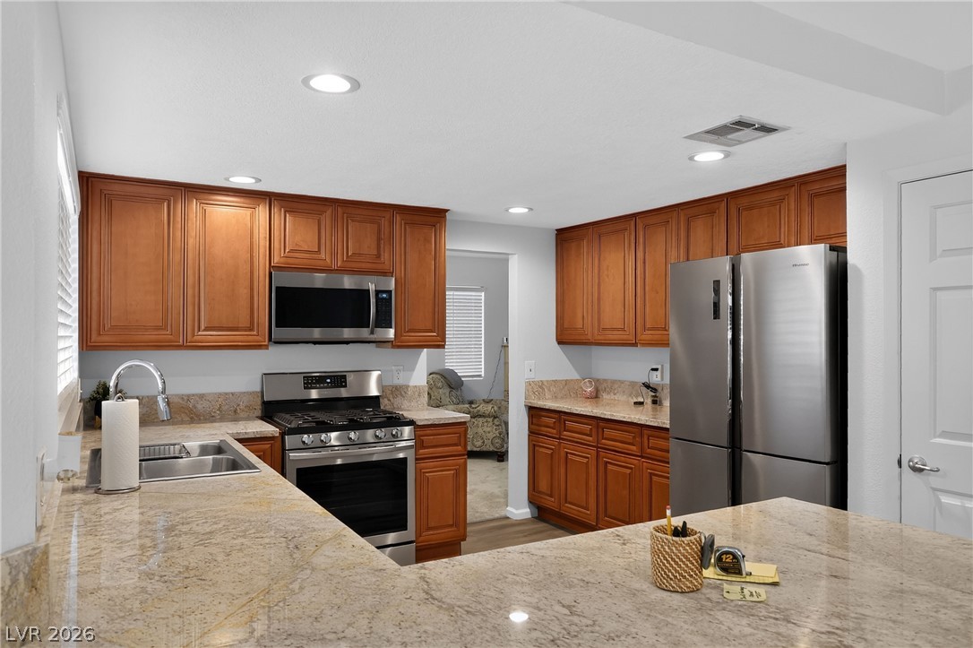 3304 Cactus Springs Drive Property Photo 6