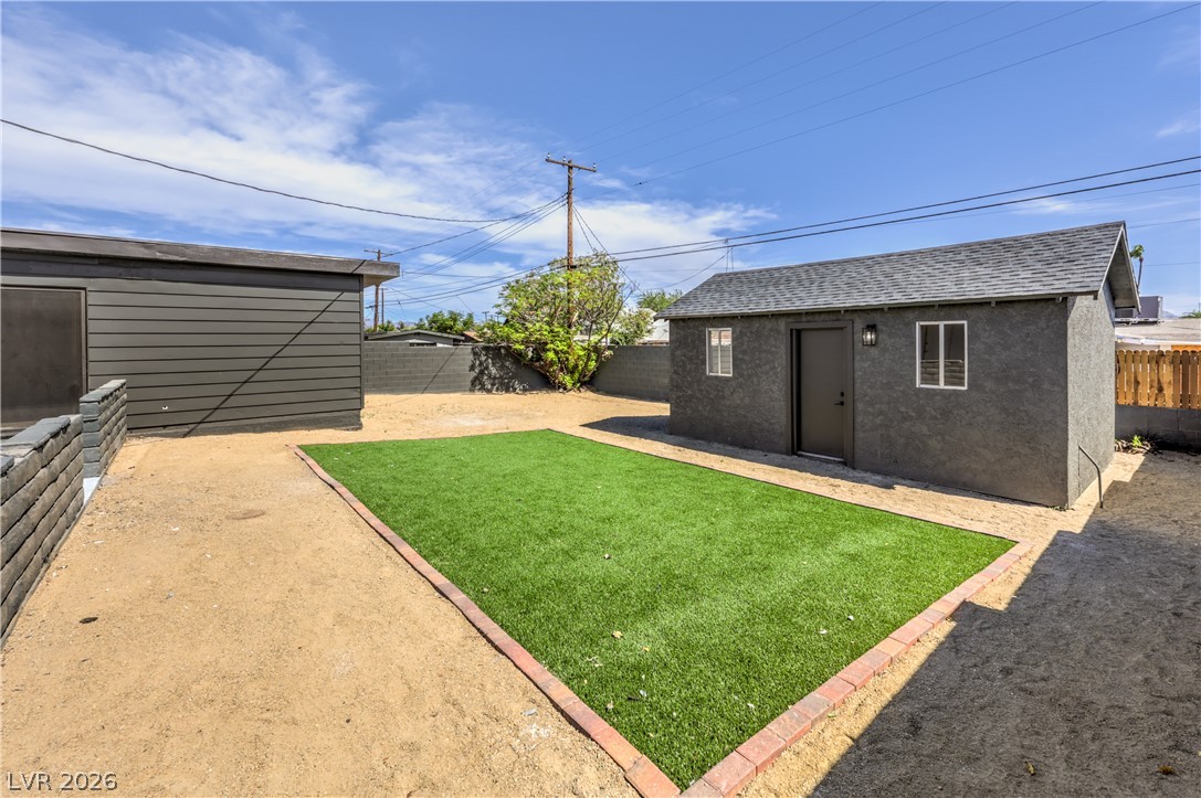 1004 Baker Avenue Property Photo 17