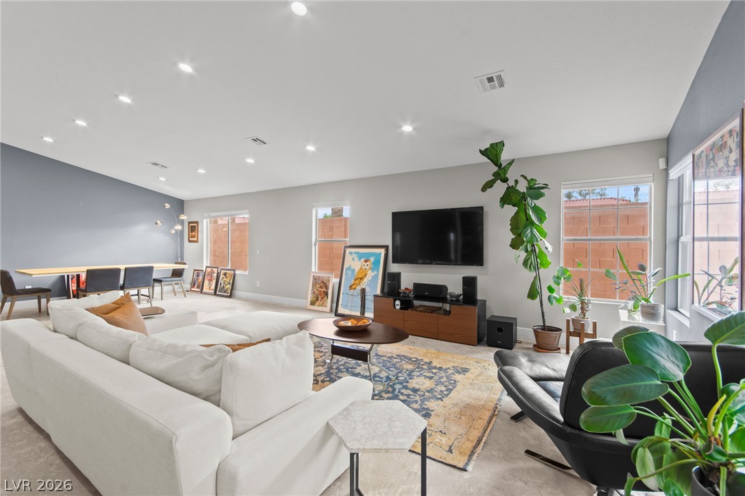 7763 Top Hat Avenue Property Photo 8