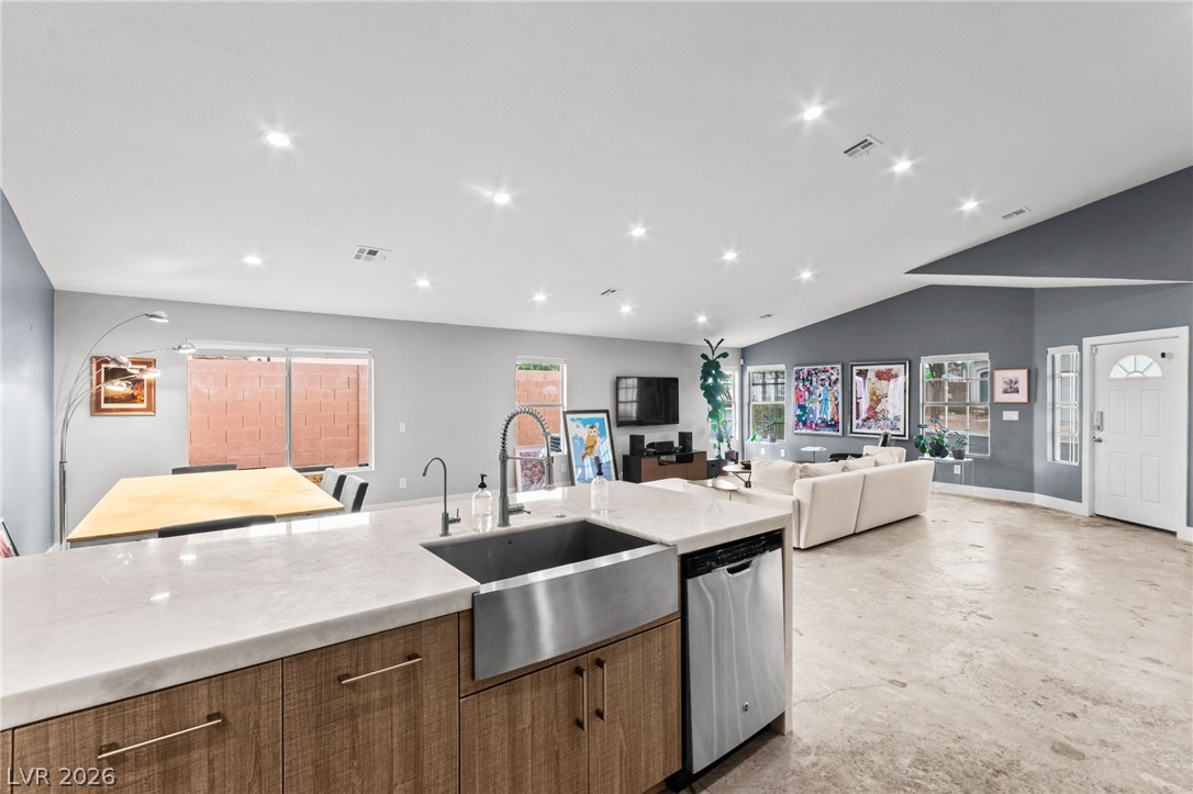 7763 Top Hat Avenue Property Photo 20