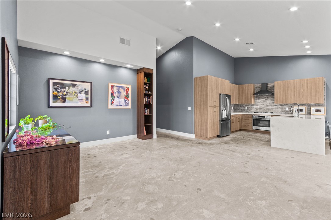 7763 Top Hat Avenue Property Photo 28