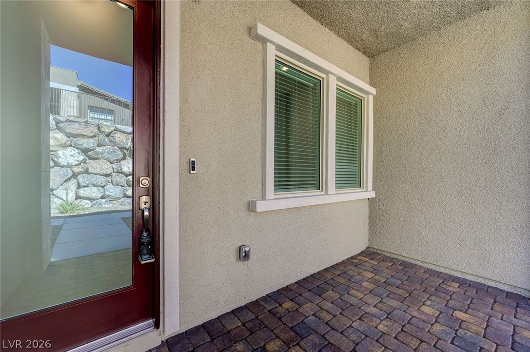 913 Allister Fields Lane Property Photo 4