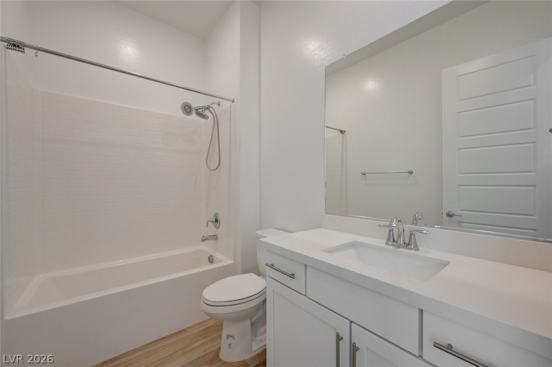913 Allister Fields Lane Property Photo 32