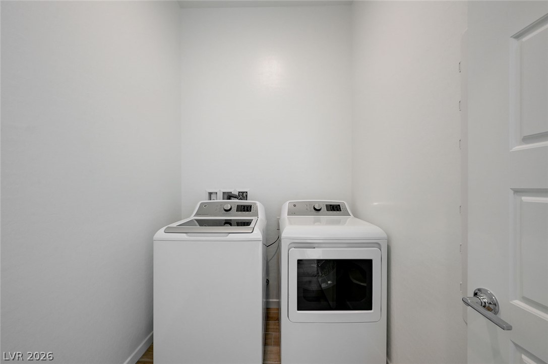 913 Allister Fields Lane Property Photo 36