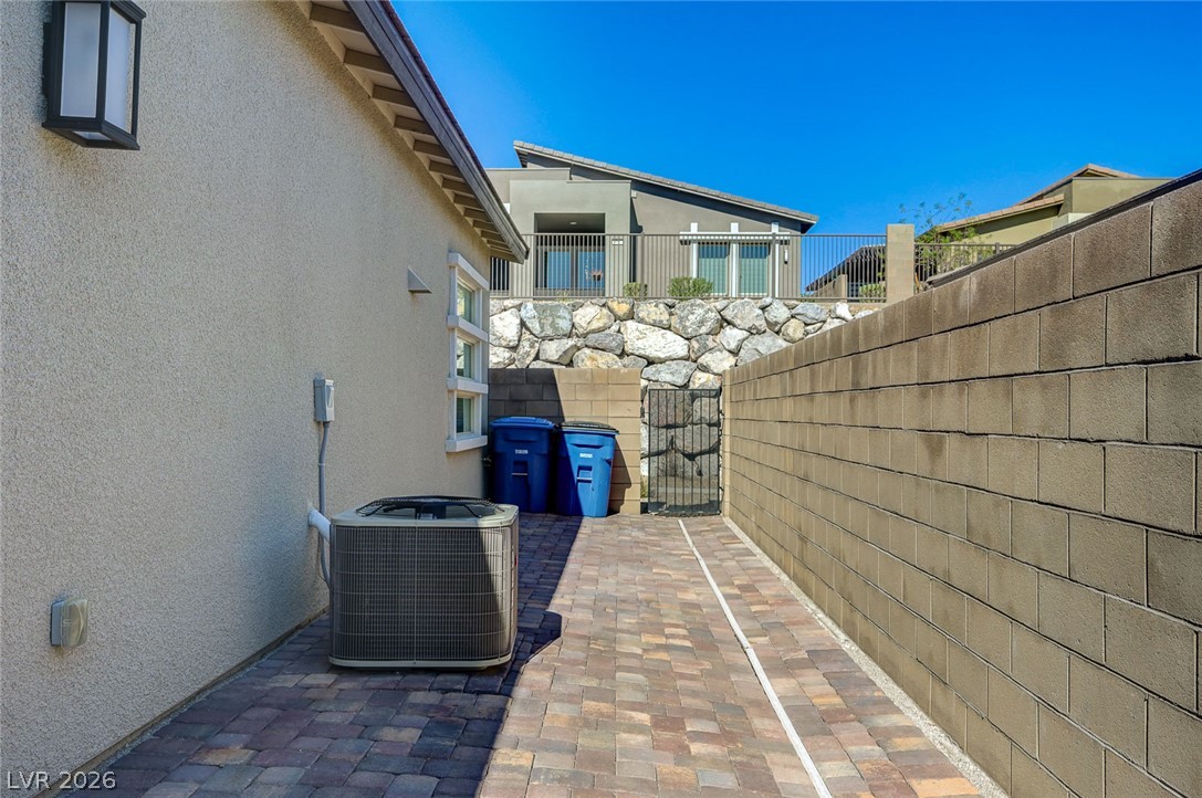 913 Allister Fields Lane Property Photo 44