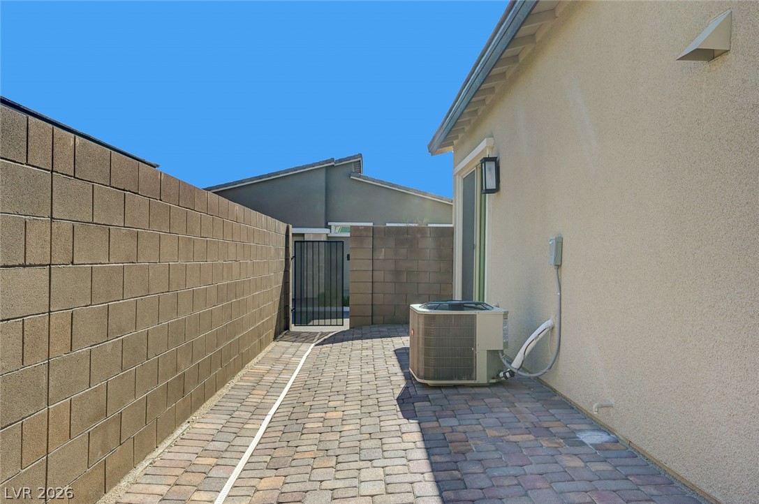 913 Allister Fields Lane Property Photo 48