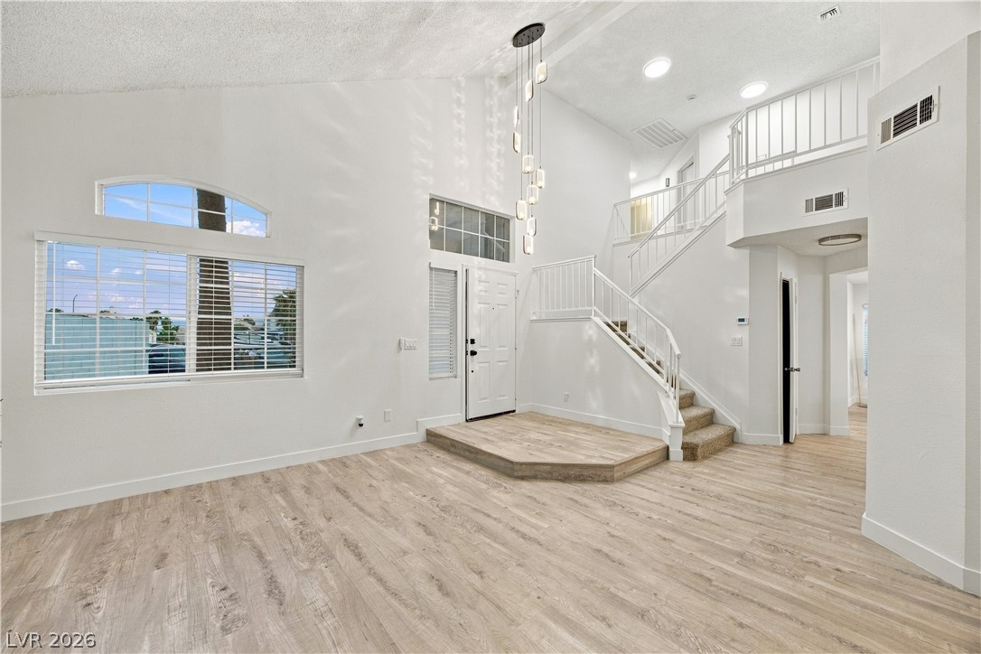 4233 Glass Lantern Drive Property Photo 10