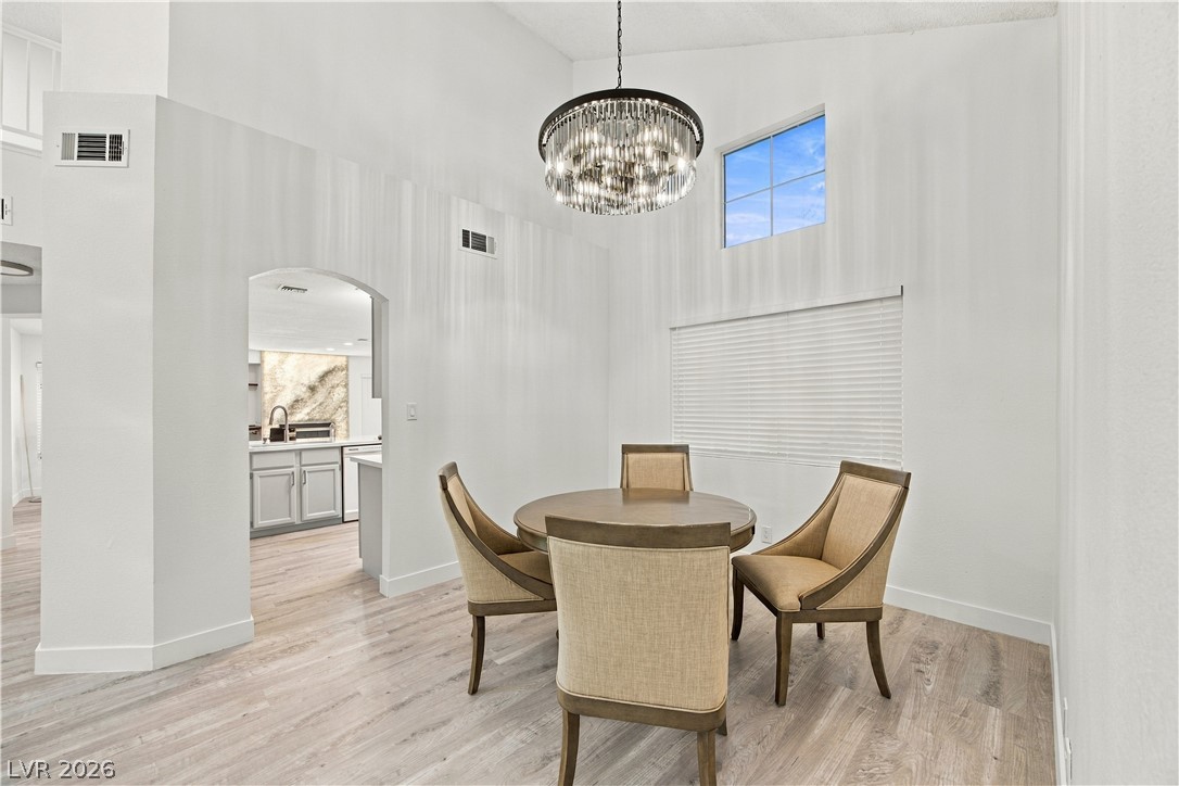 4233 Glass Lantern Drive Property Photo 15