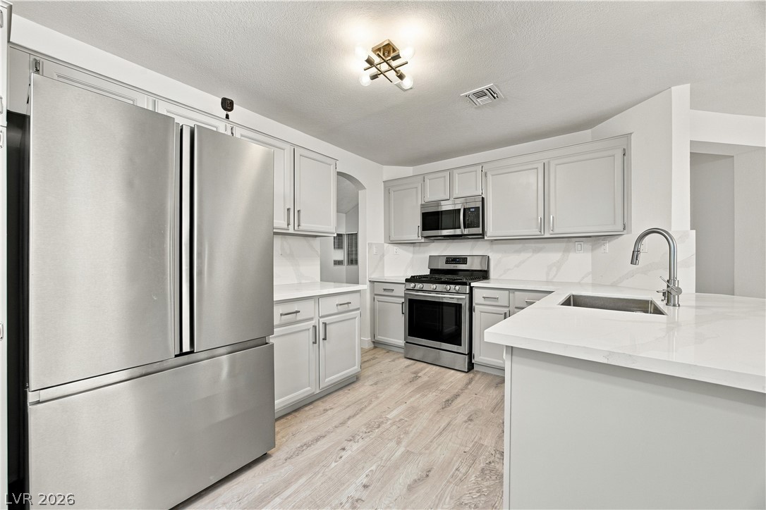 4233 Glass Lantern Drive Property Photo 21