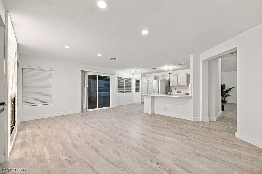 4233 Glass Lantern Drive Property Photo 23