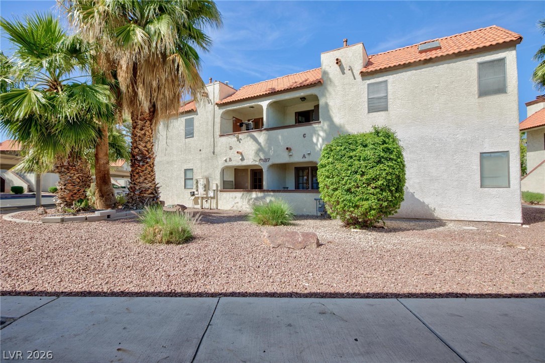 6137 West Oakey Boulevard D Property Photo 17