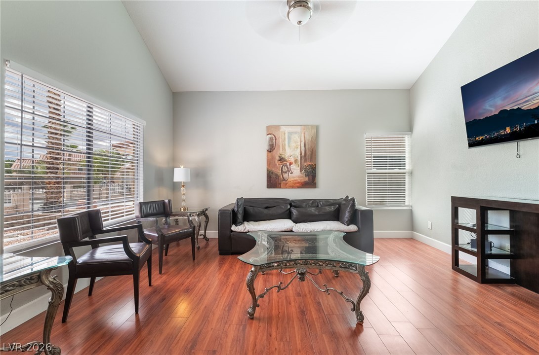 4779 Yorkfield Circle Property Photo 4