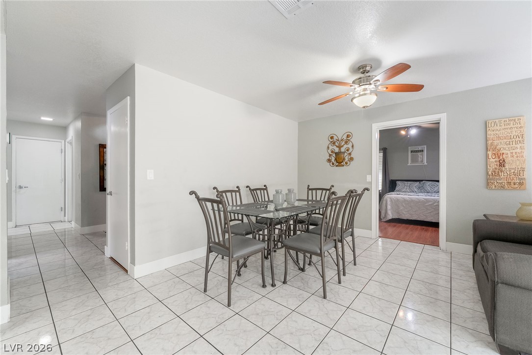 4779 Yorkfield Circle Property Photo 8