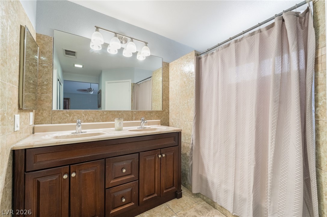 4779 Yorkfield Circle Property Photo 17