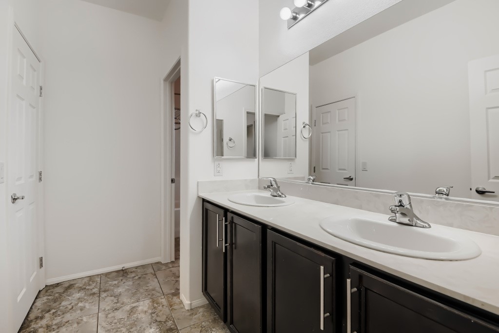 809 Maybole Avenue Property Photo 45