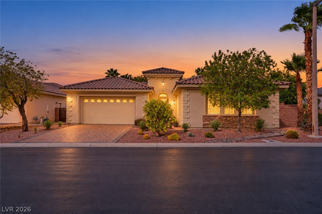 65 Twilight Rose Street Property Photo 37