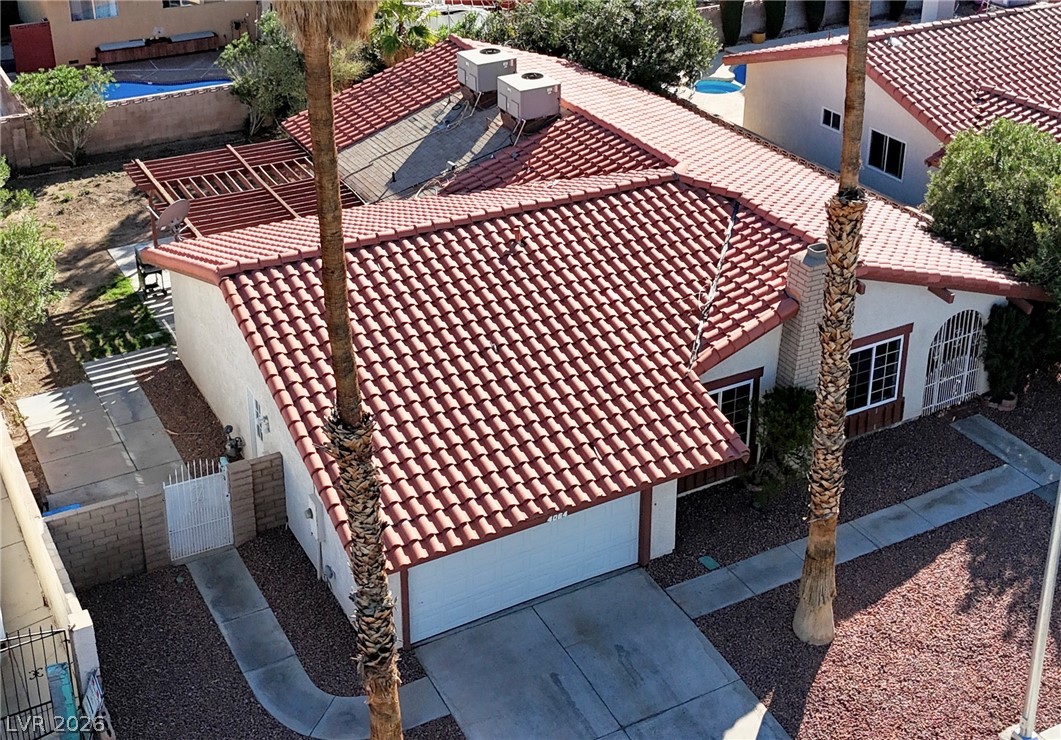 4064 Spitze Drive Property Photo 4