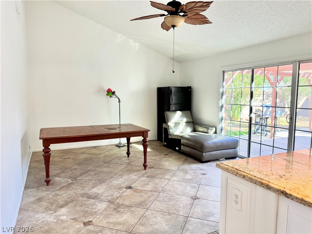 4064 Spitze Drive Property Photo 8
