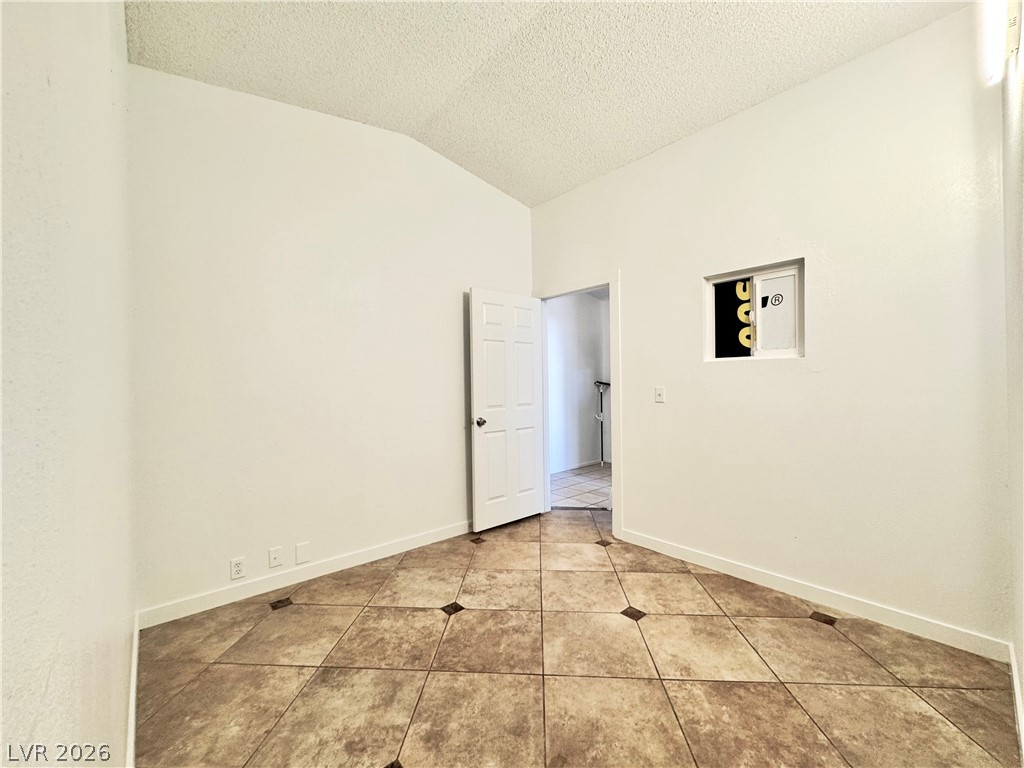4064 Spitze Drive Property Photo 14