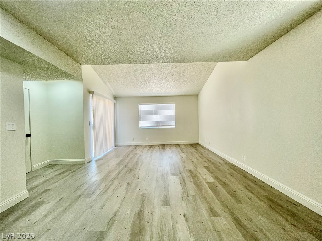 5187 Greene Lane Property Photo 3