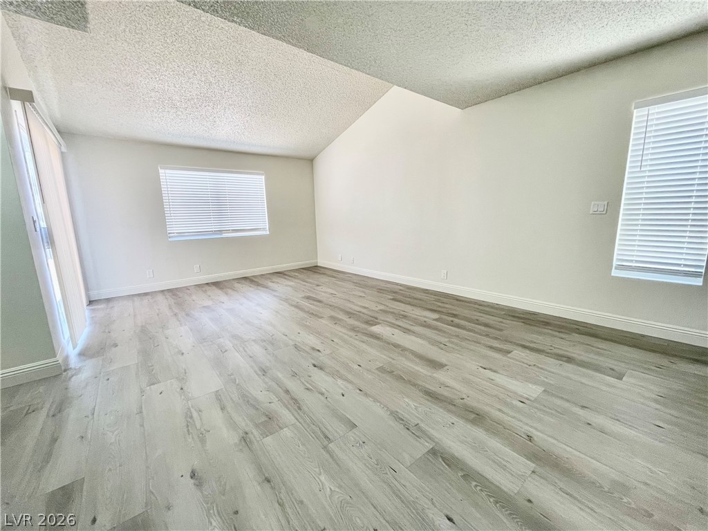 5187 Greene Lane Property Photo 4