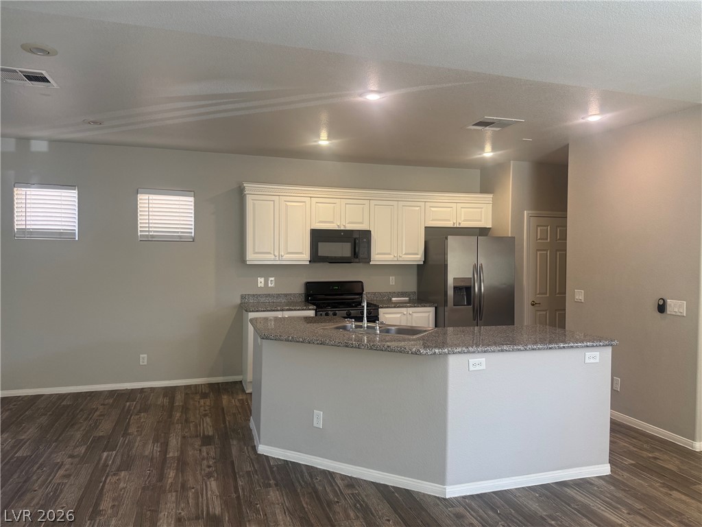 3633 Pinnate Drive Property Photo 2