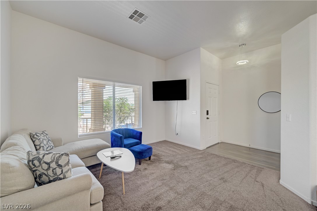 5215 Wild Orchid Street Property Photo 2
